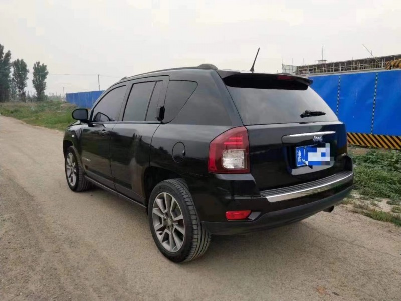 天津15年Jeep指南者8