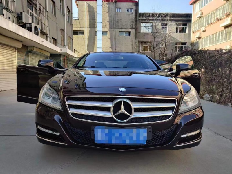 保定13年奔驰CLS4