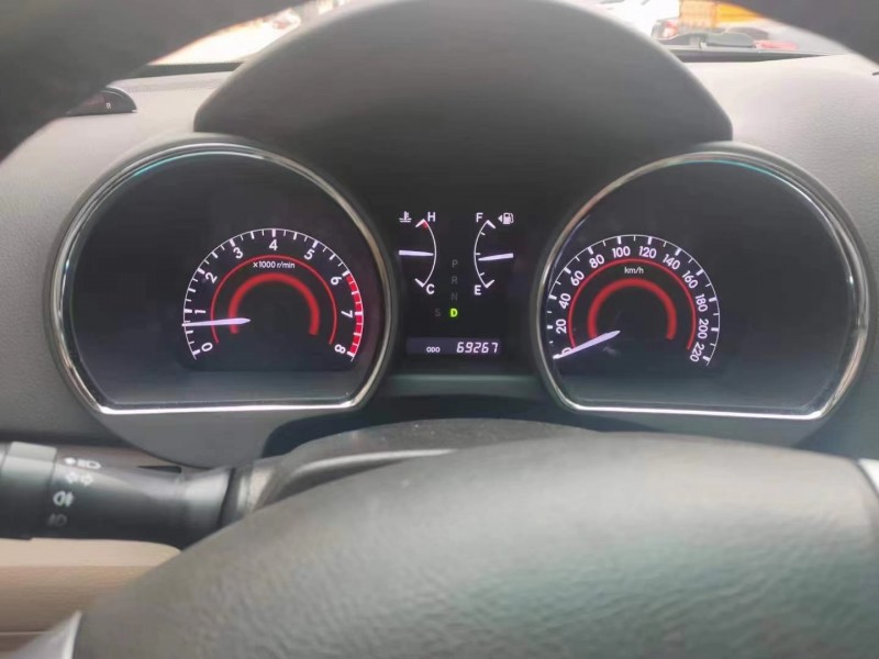 邵阳15年丰田汉兰达5