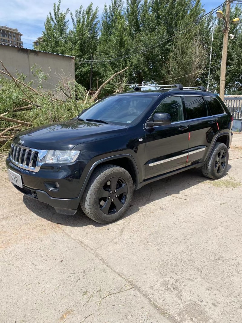沈陽12年Jeep大切諾基8