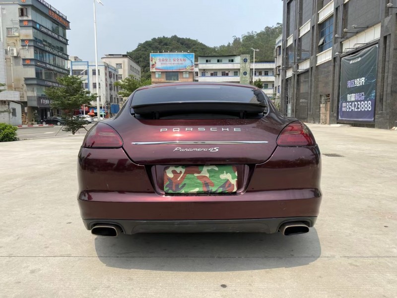东莞13年保时捷帕拉梅拉1