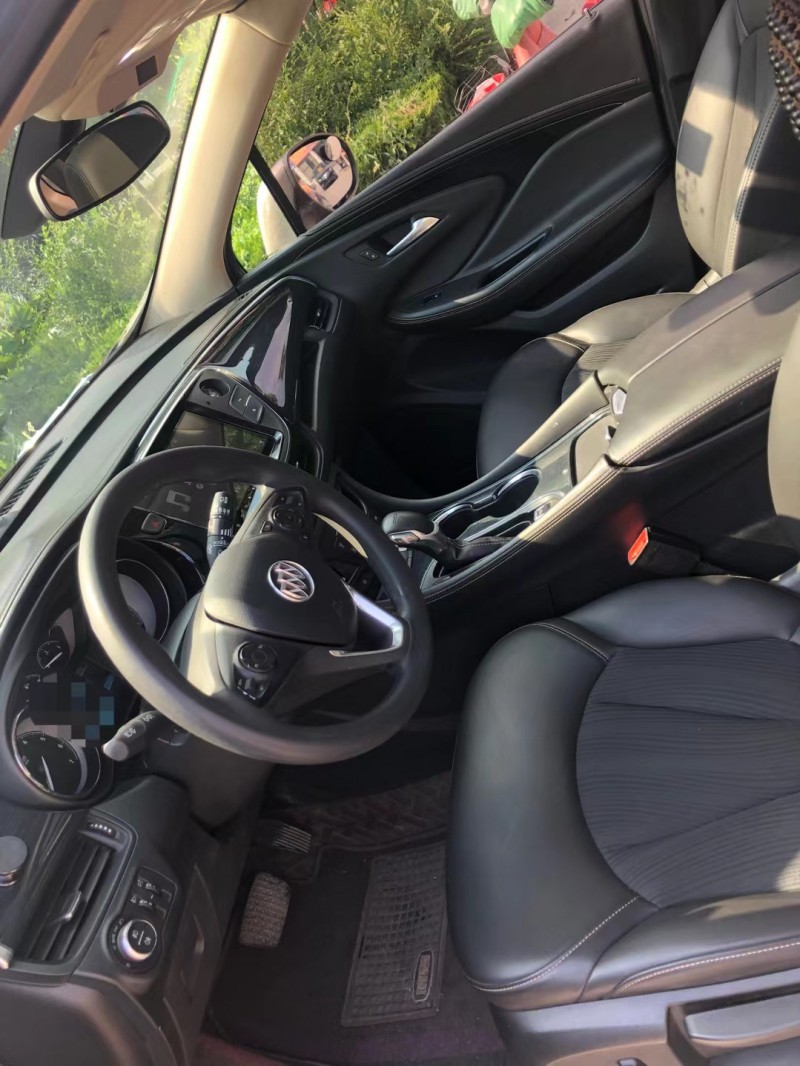 潍坊17年别克昂科威3