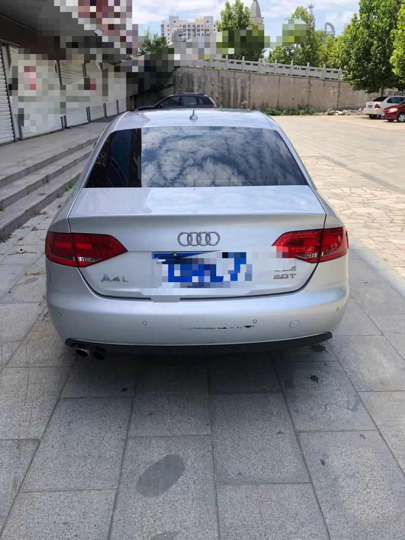 潍坊10年奥迪A4L8