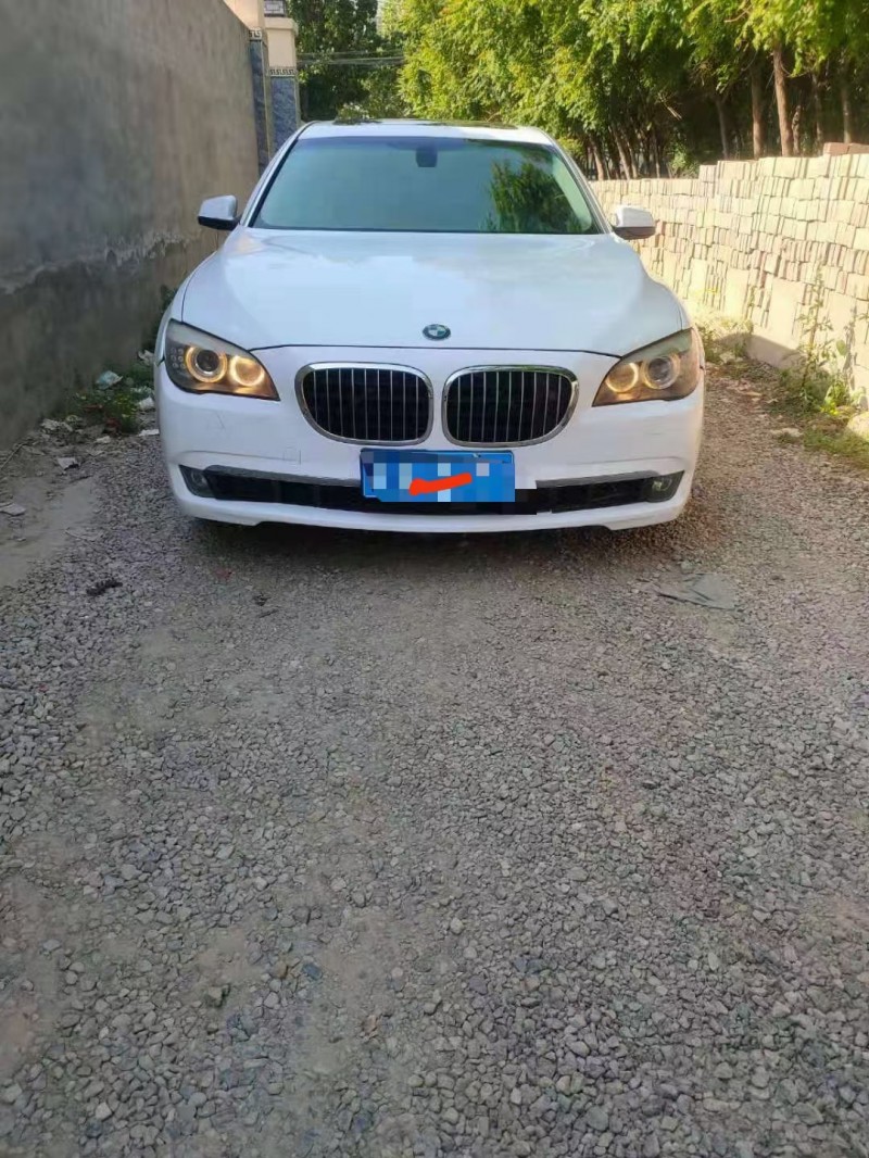 保定11年宝马7系9