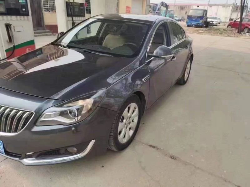 保定15年别克君威8