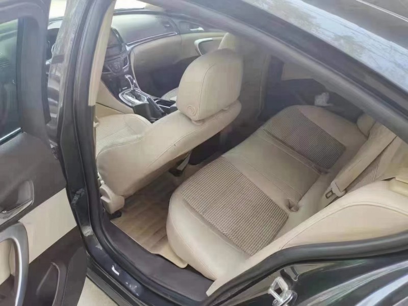 保定15年别克君威5