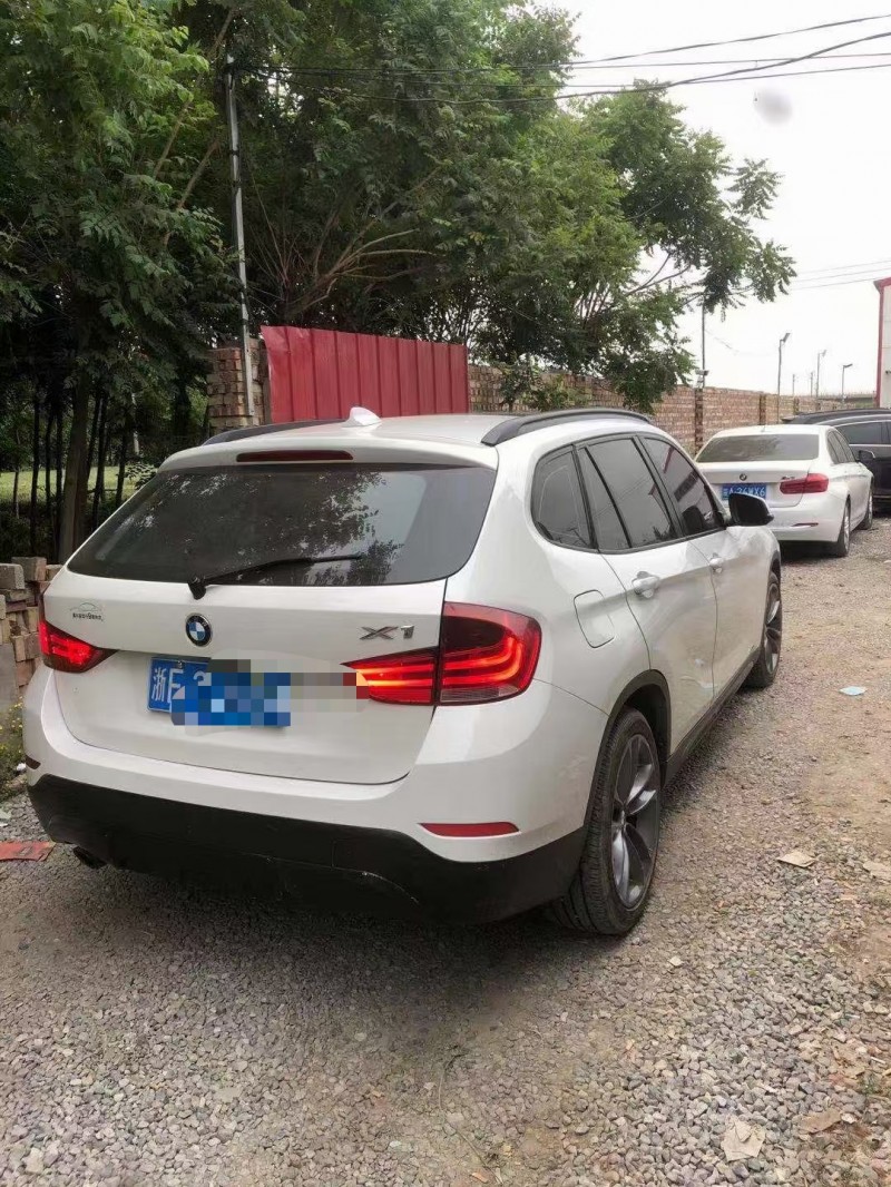 保定13年宝马X15