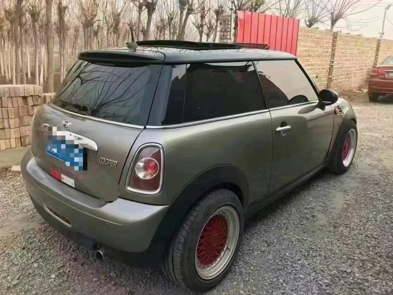 保定12年寶馬MINI2