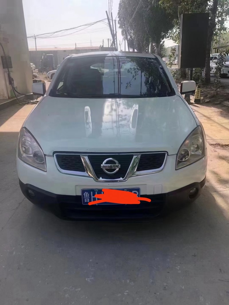 保定13年日产逍客1