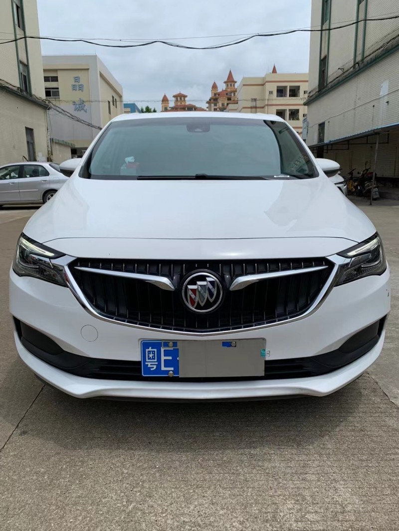 中山20年别克GL61