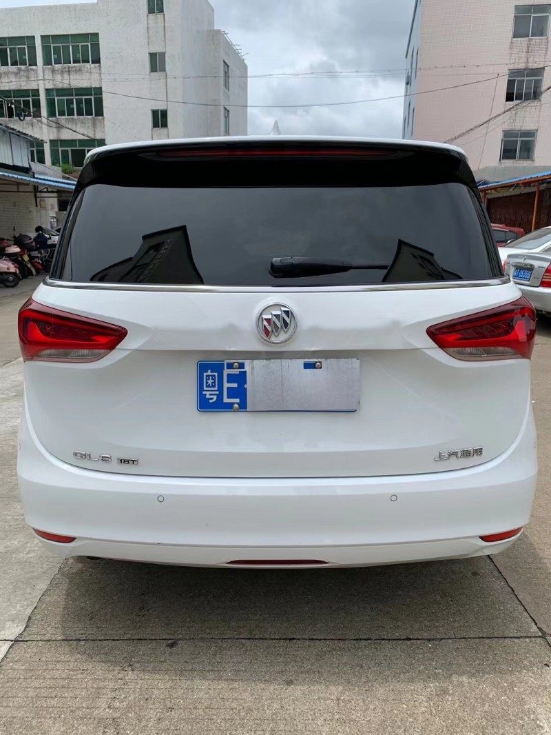 中山20年别克GL64