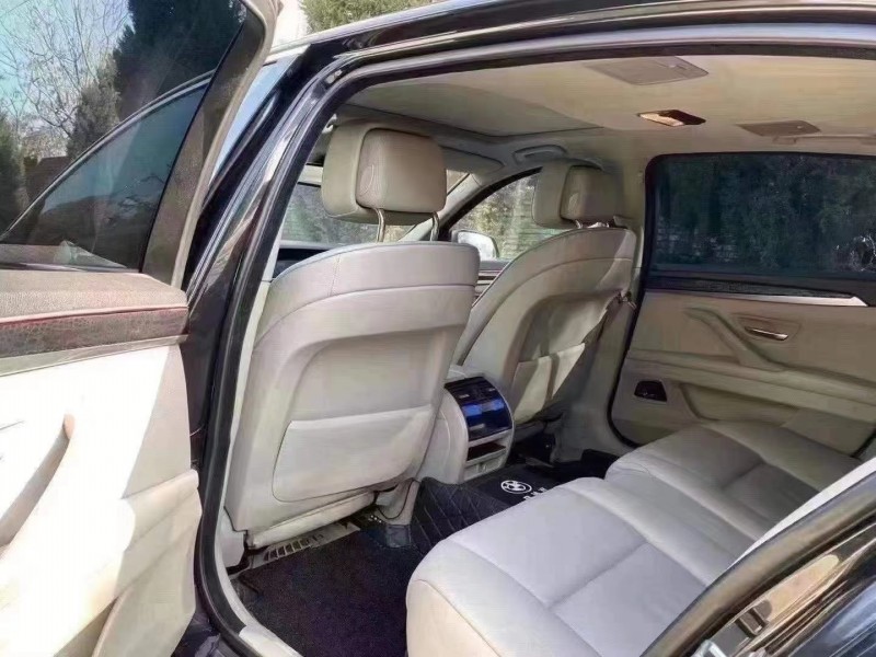 保定11年宝马5系4