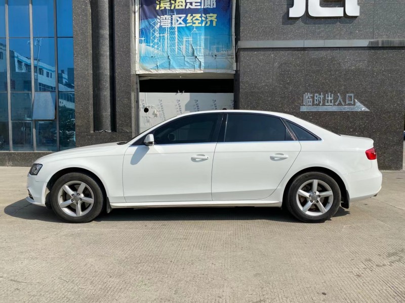 东莞14年奥迪A4L4