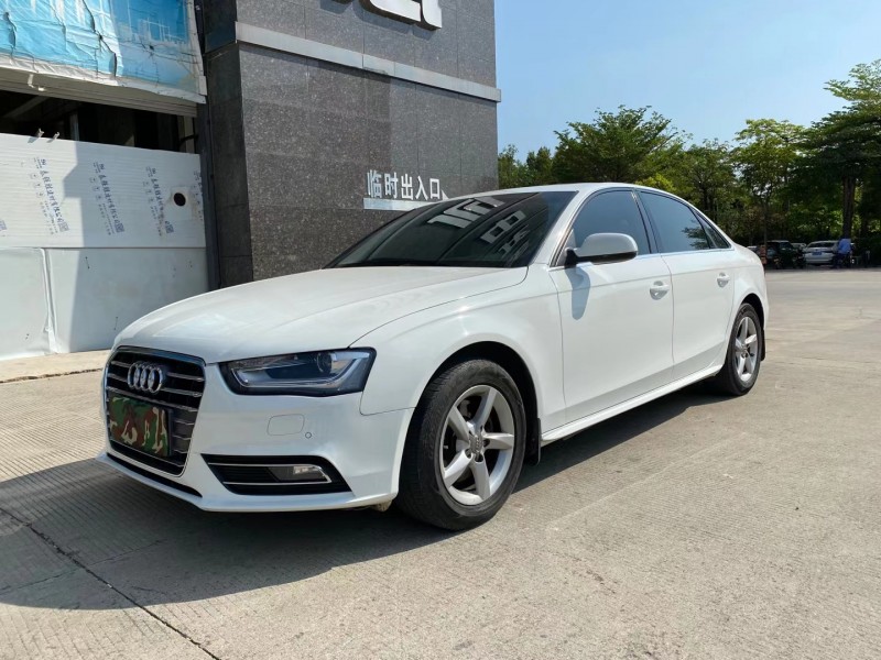 东莞14年奥迪A4L3