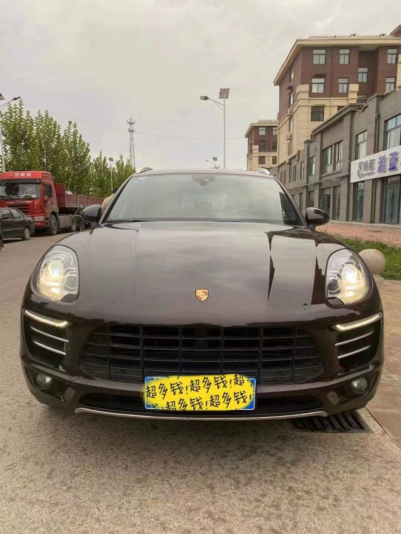 臨沂16年保時捷Macan1