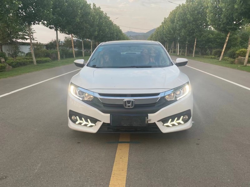 徐州17年本田思域1