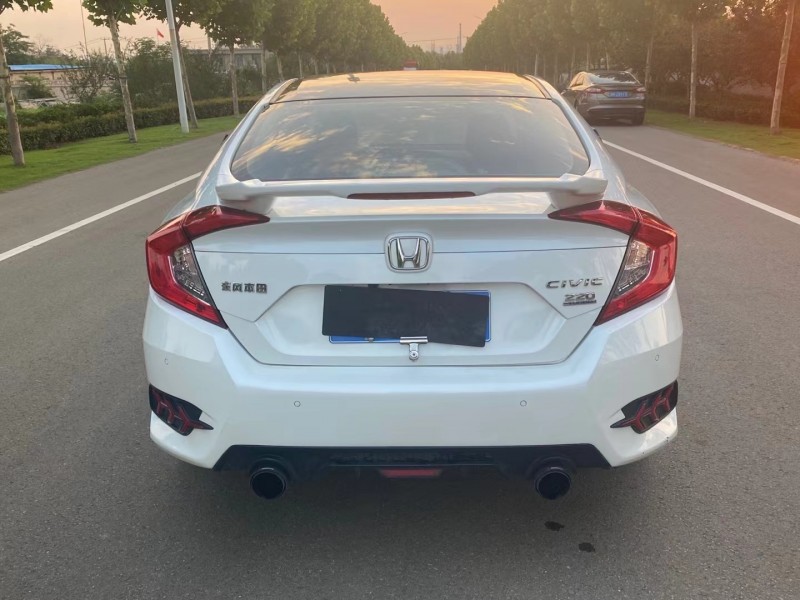 徐州17年本田思域8