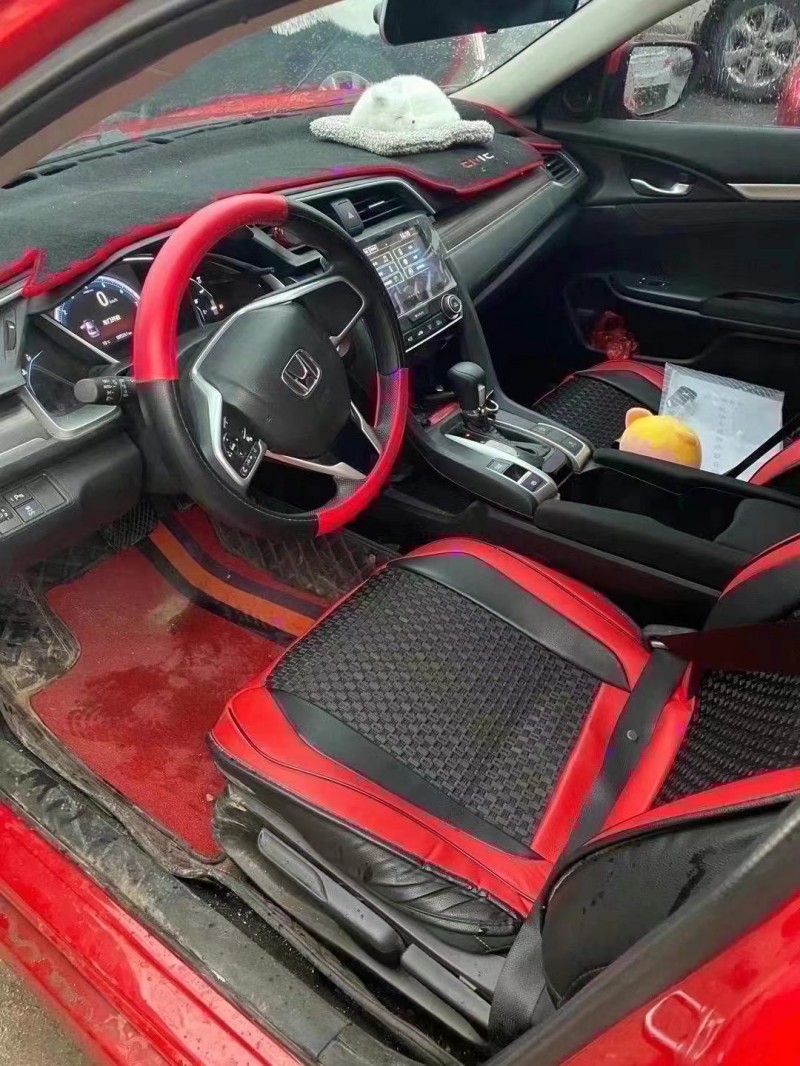 青岛20年本田思域2