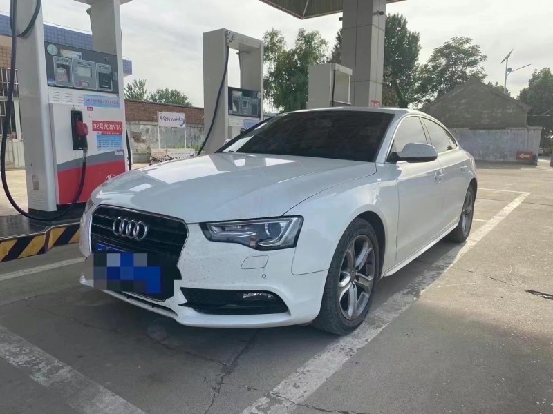 青岛15年奥迪A52