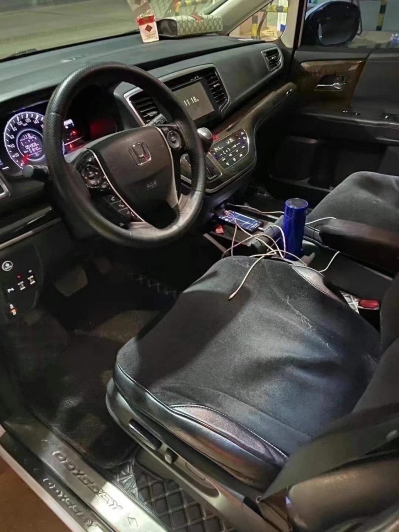 青岛17年本田奥德赛6