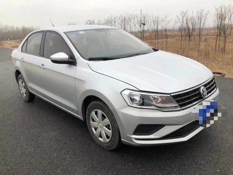 30 万品牌:捷达vs5表显里程5-8万公里上牌时间2018-06排放标准1.