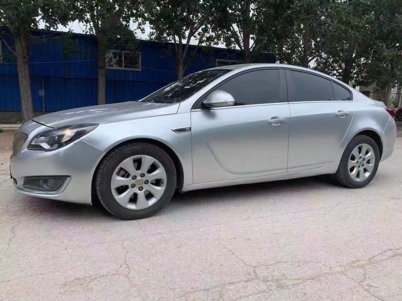 济宁16年别克君威2