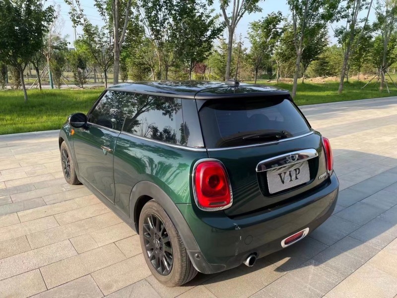 濟寧17年寶馬MINI2