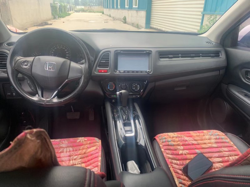 保定15年本田缤智4