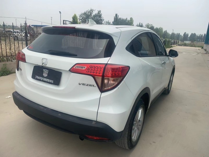 保定15年本田缤智9