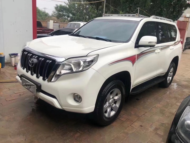 保定14年丰田普拉多2