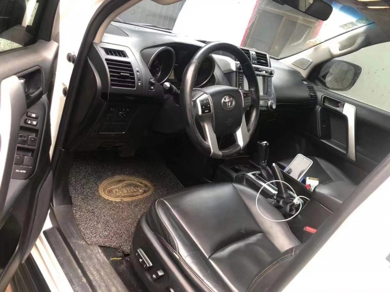 保定14年丰田普拉多7