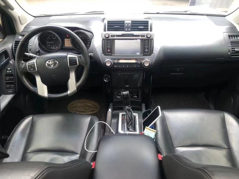 保定14年丰田普拉多9