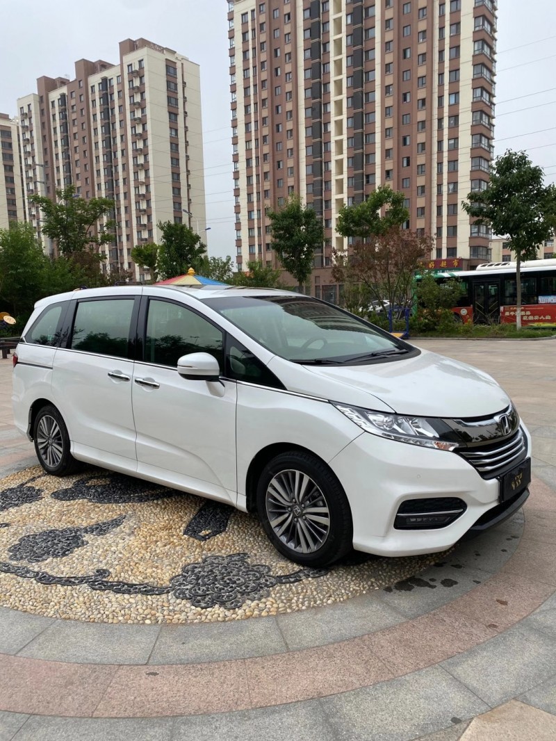 青岛19年本田奥德赛3