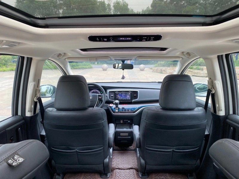 青岛19年本田奥德赛2