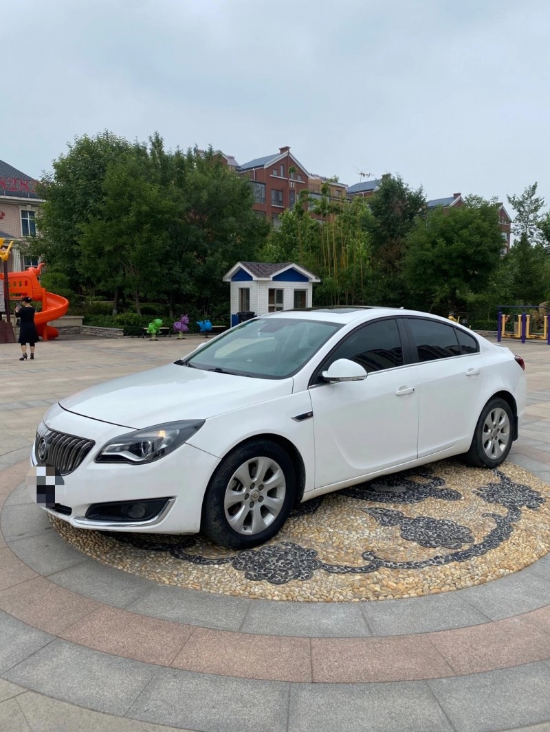 青岛14年别克君威8