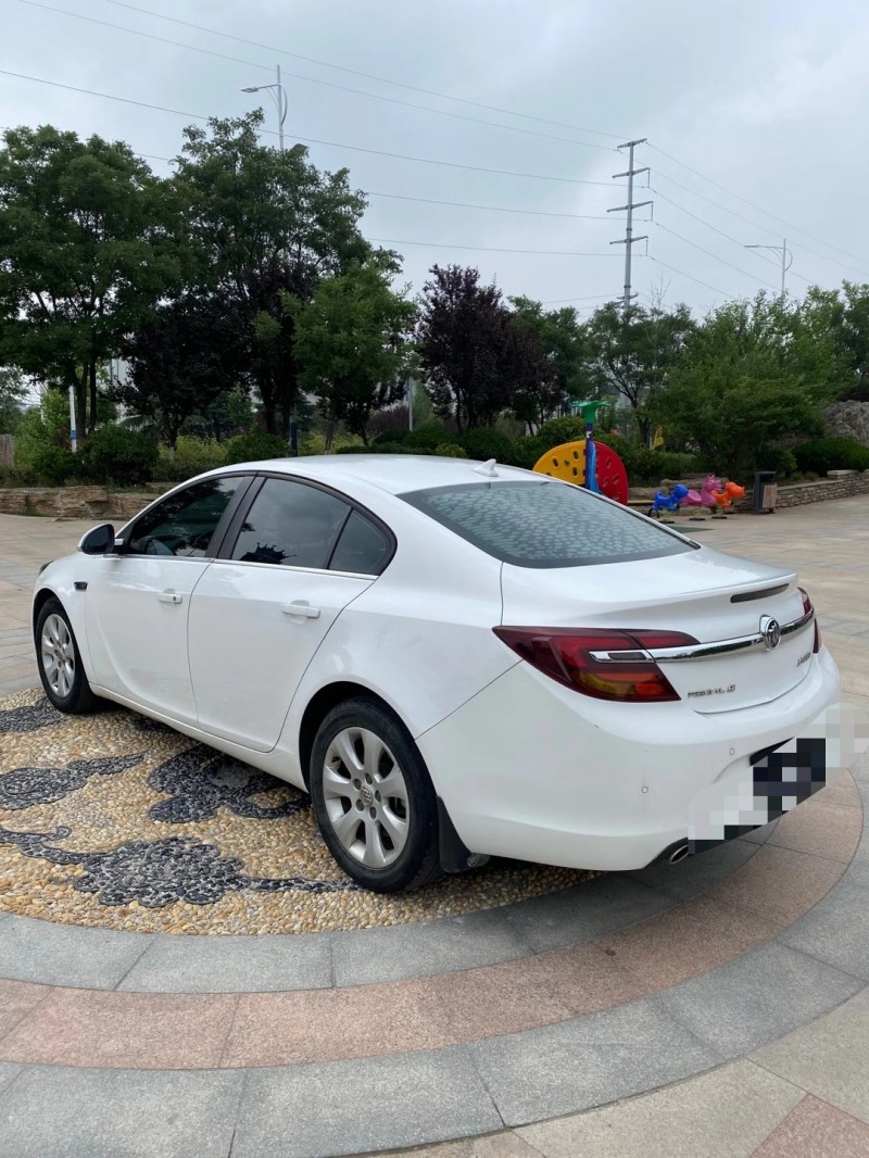 青岛14年别克君威4