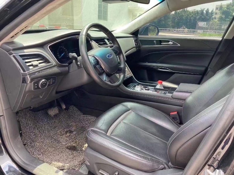 广州17年福特金牛座3