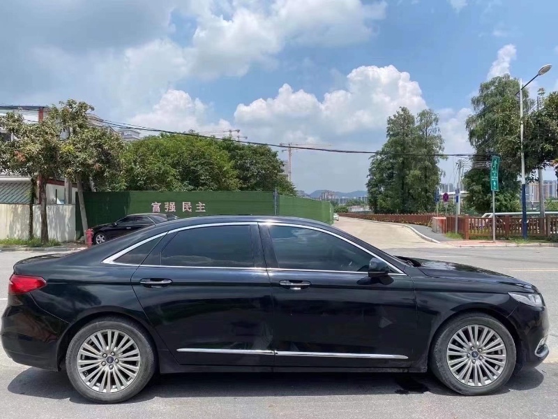 广州17年福特金牛座4