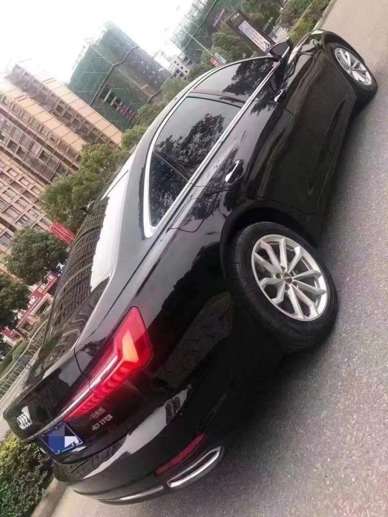 成都19年奥迪A6L8