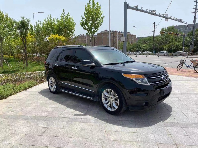 徐州14年福特探险者4