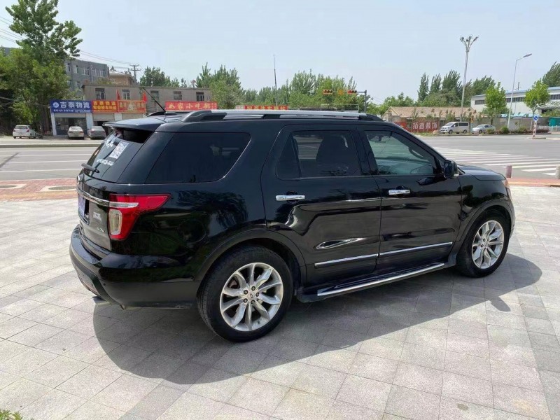 徐州14年福特探险者9