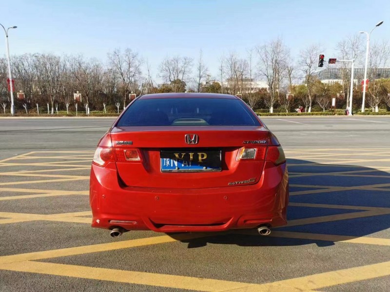 徐州11年本田思铂睿9