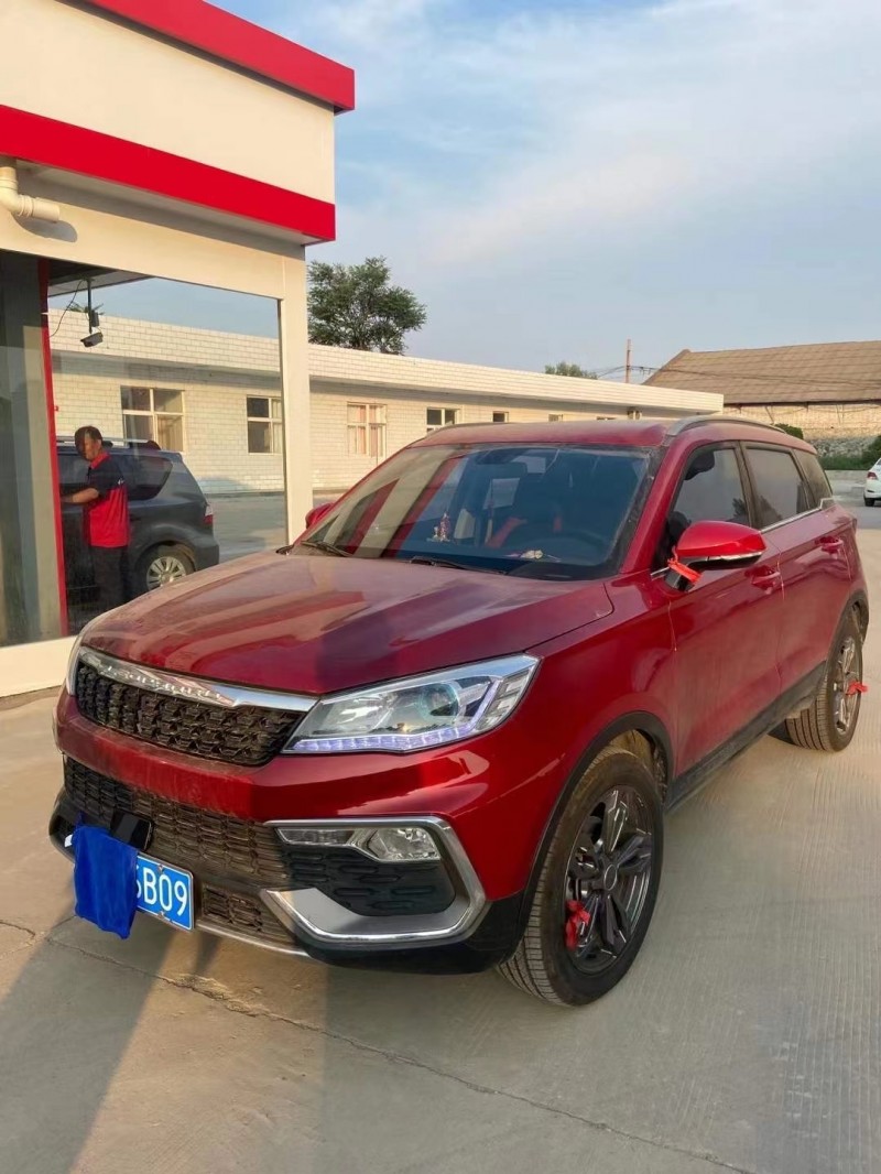 陽泉17年獵豹汽車CS103