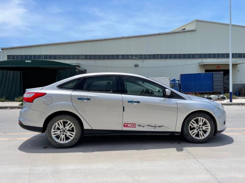 东莞14年福特福克斯5