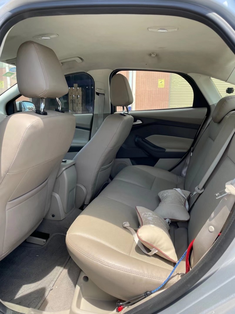 东莞14年福特福克斯7