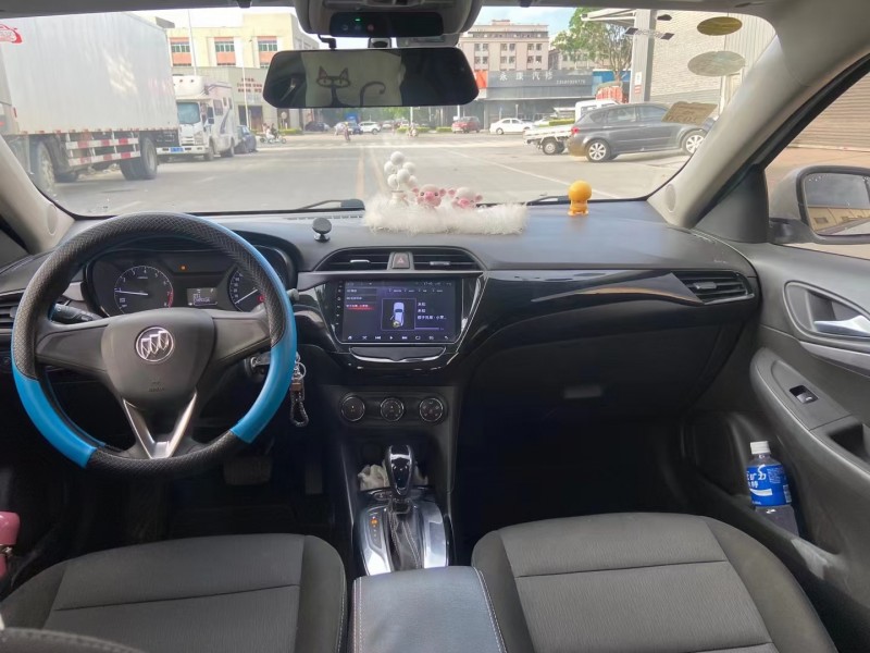 东莞18年别克凯越7