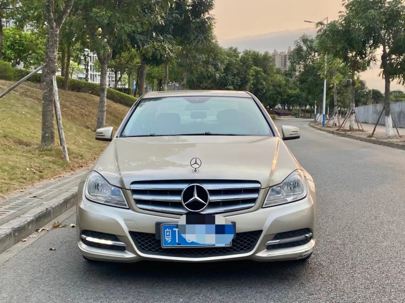 广州12年奔驰C9