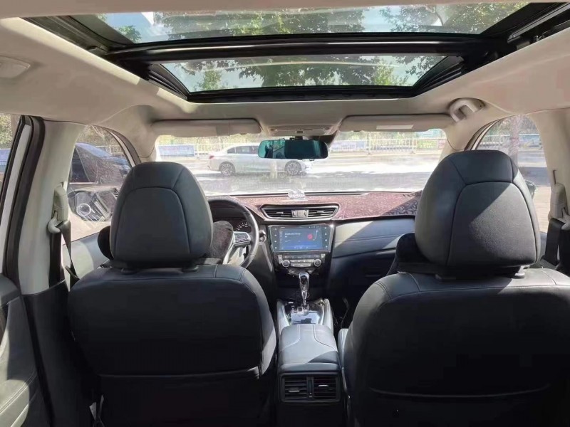 保定19年日产奇骏5