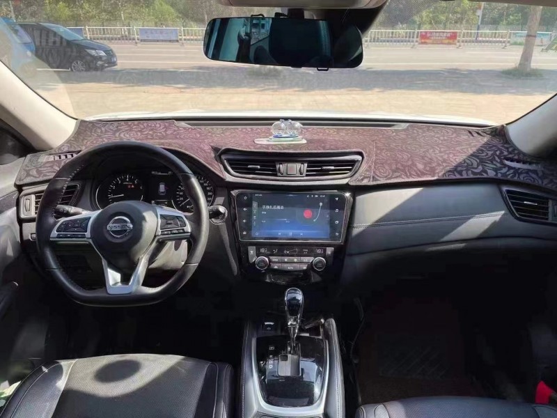 保定19年日产奇骏6