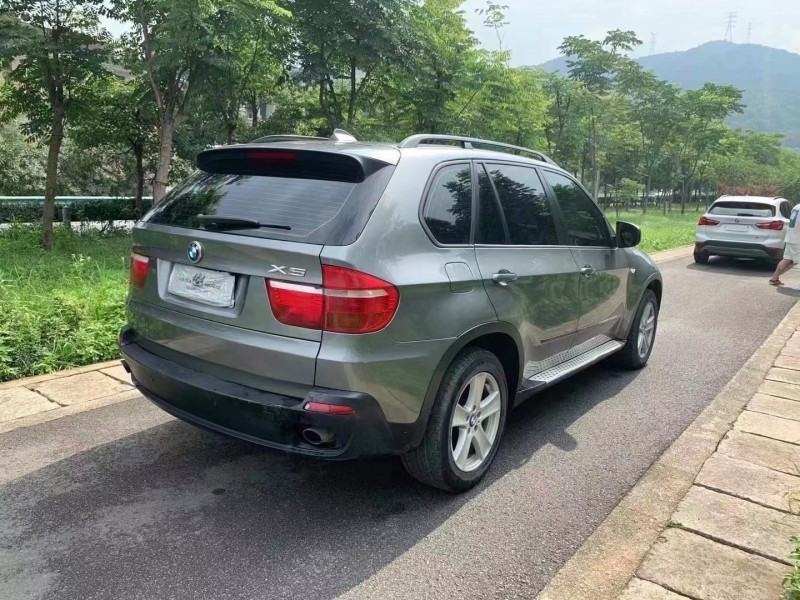 杭州09年寶馬X58